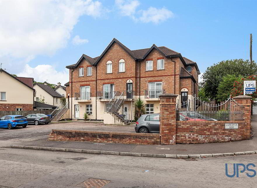 17 Larkspur Rise, Suffolk Road, Belfast, BT11 9RW photo