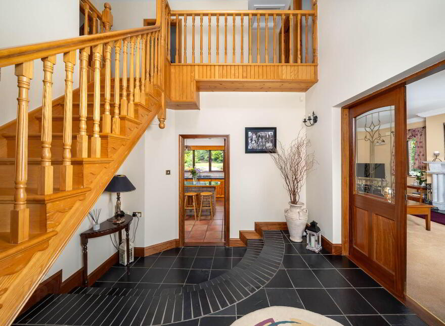 Coola, Baylin, Athlone, N37R8K1