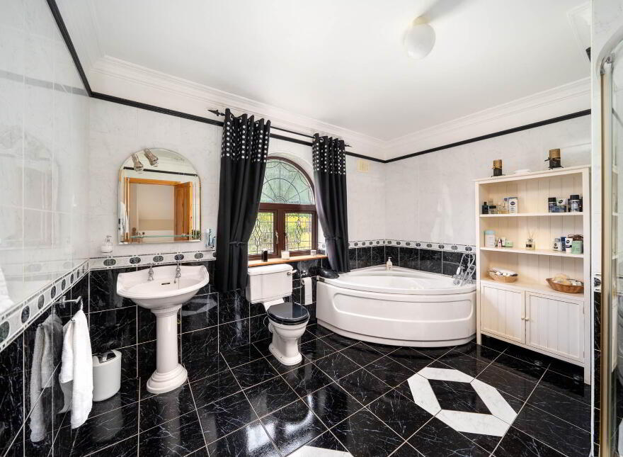 Coola, Baylin, Athlone, N37R8K1