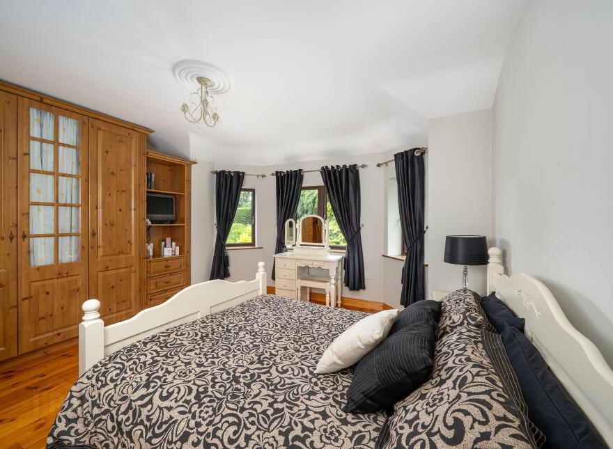Coola, Baylin, Athlone, N37R8K1