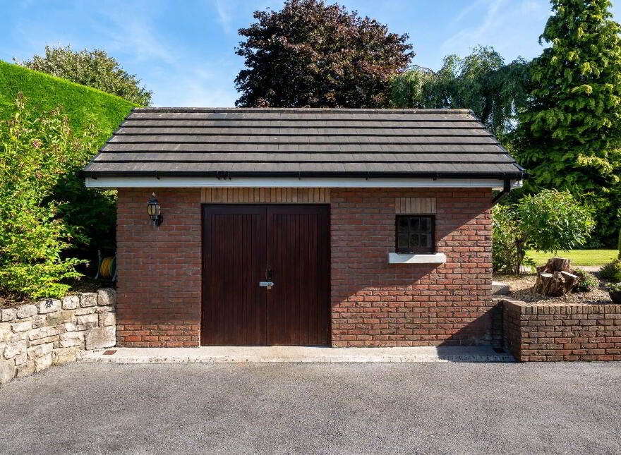 Coola, Baylin, Athlone, N37R8K1