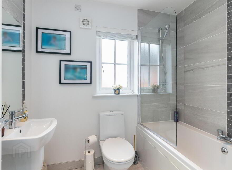 4 Foxton Court, Newtownabbey, BT36 5FT