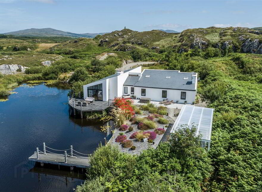 The Lake House, Toormore, Goleen, West, P81K104