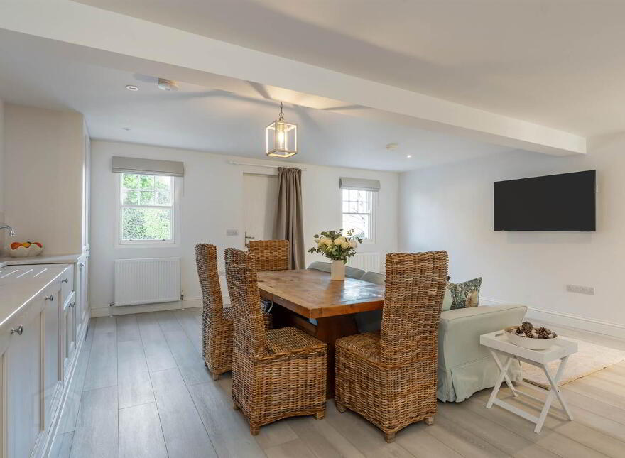 22b Bridge Road, Helens Bay, BT19 1TH