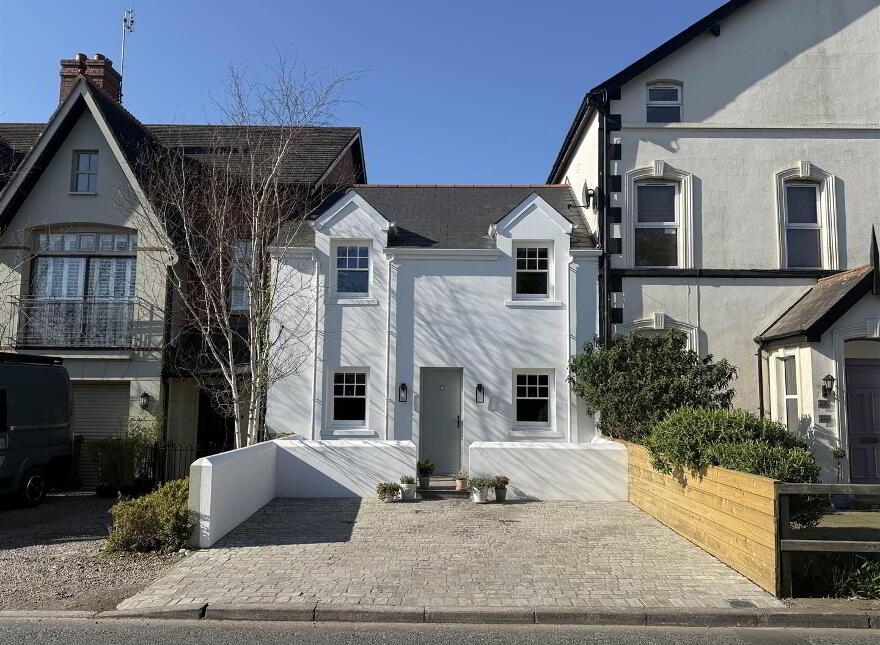 22b Bridge Road, Helens Bay, BT19 1TH