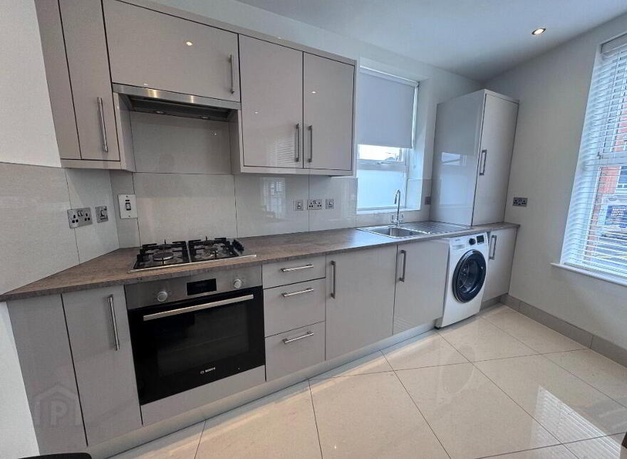 Apartment 1 2a Marlborough Avenue, Belfast, BT9 7HB