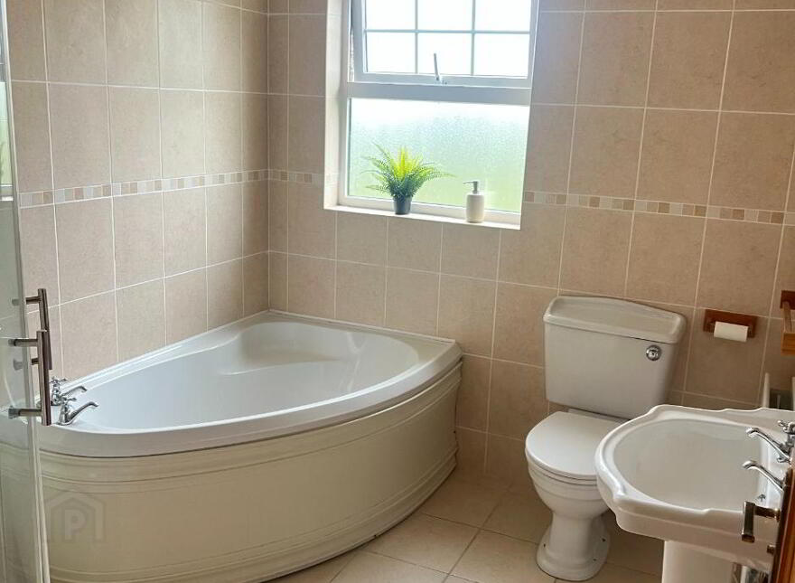 37 Meadowvale, Newtownhamilton, Newry, BT35 0HW