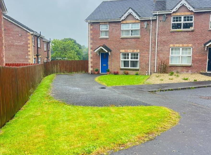 37 Meadowvale, Newtownhamilton, Newry, BT35 0HW