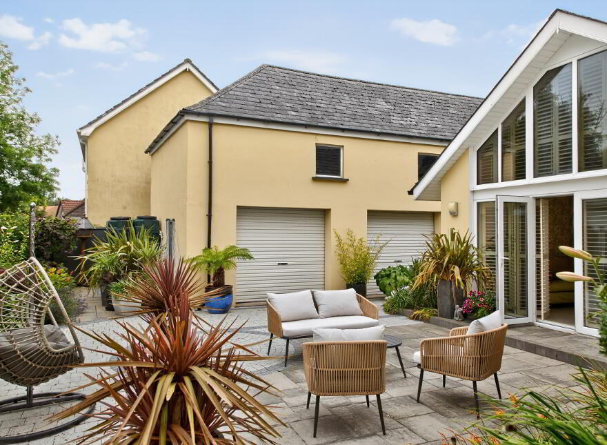 126 Ballymoney Road, Ballymena, BT43 5BZ