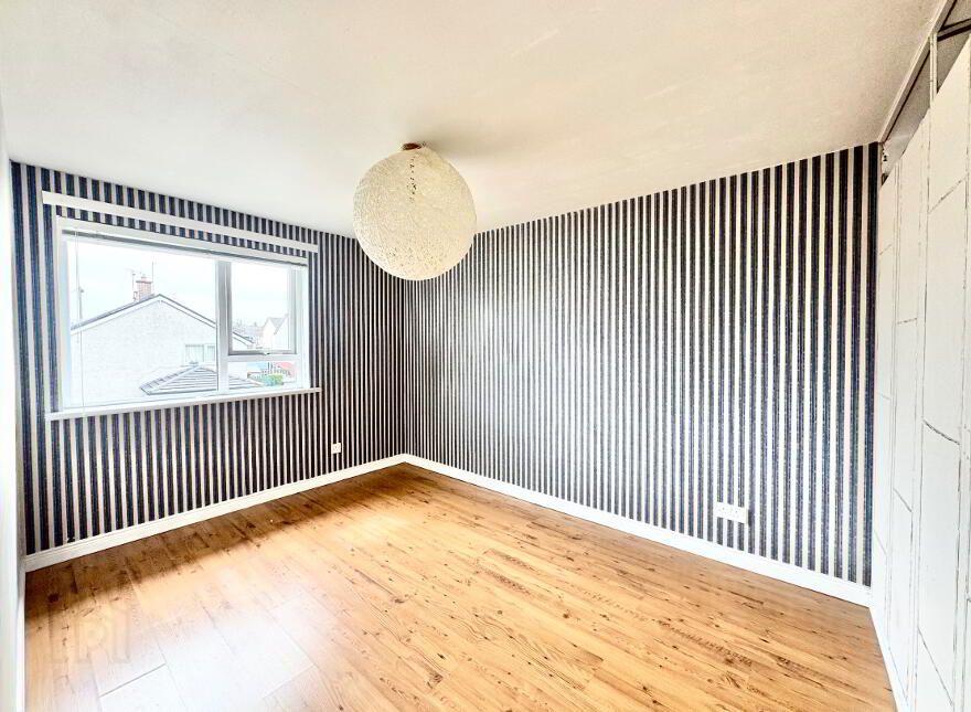 36 Shandon Park, Omagh, BT78 5AY