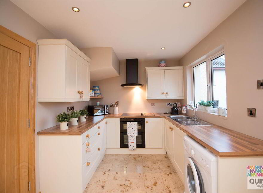 50 Windmill Gardens, Ballynahinch, BT24 8ER