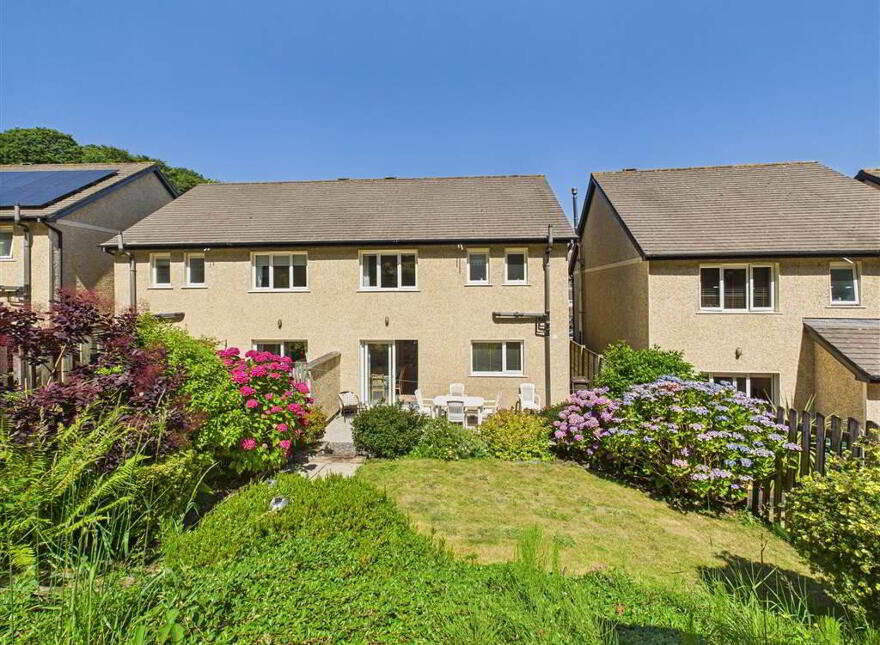 11 Fishermans Grove, Dunmore East, X91XF66