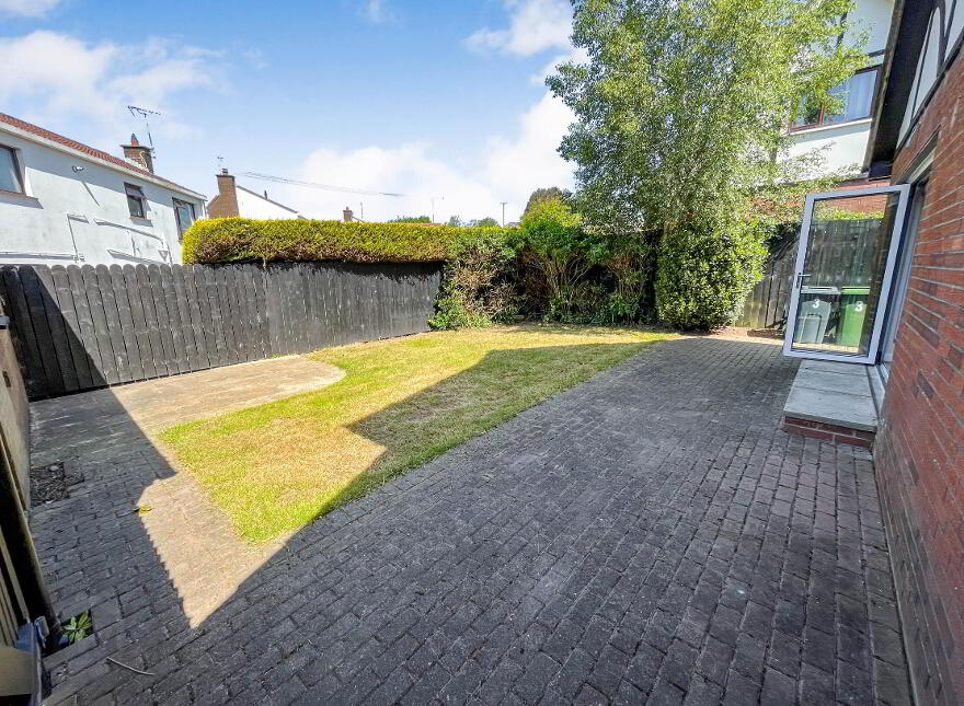 3 Abercorn Drive, Hillsborough, BT26 6LB