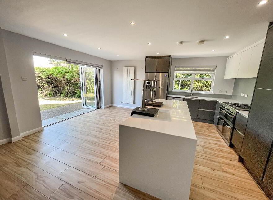 3 Abercorn Drive, Hillsborough, BT26 6LB
