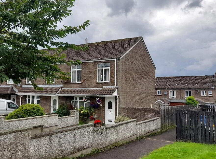 31 Leafair Park, Shantallow, Derry / Londonderry, BT48 8JS