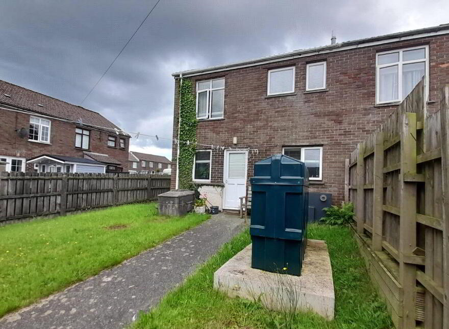 31 Leafair Park, Shantallow, Derry / Londonderry, BT48 8JS