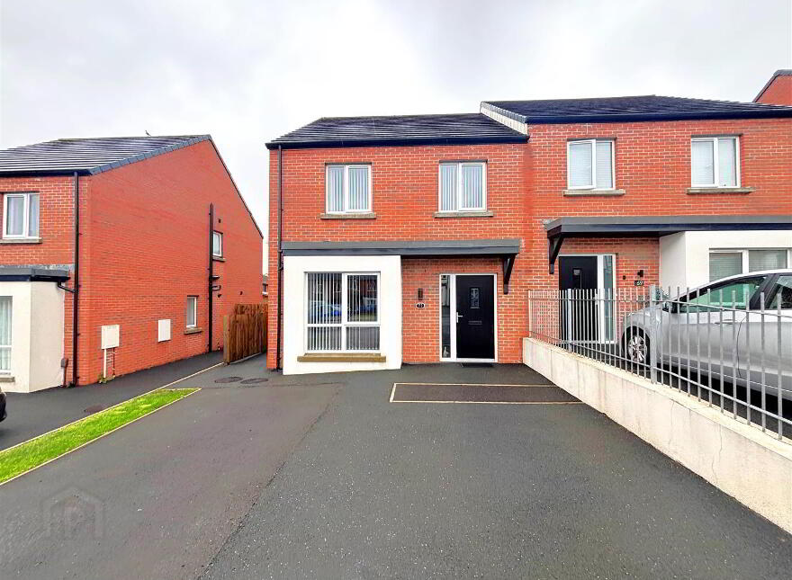 71 Buttermilk Loney, Belfast, BT14 8LP