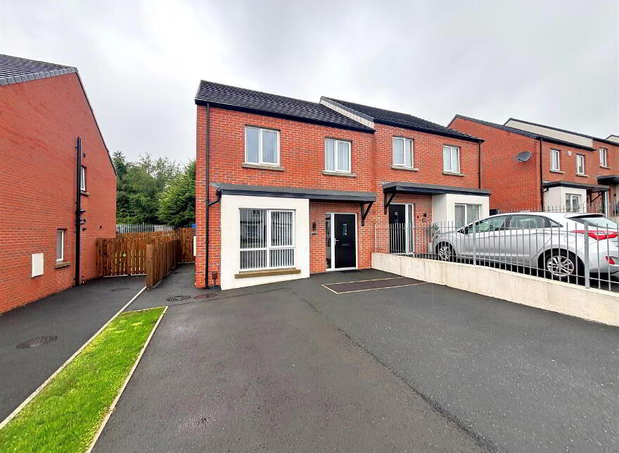 71 Buttermilk Loney, Belfast, BT14 8LP photo
