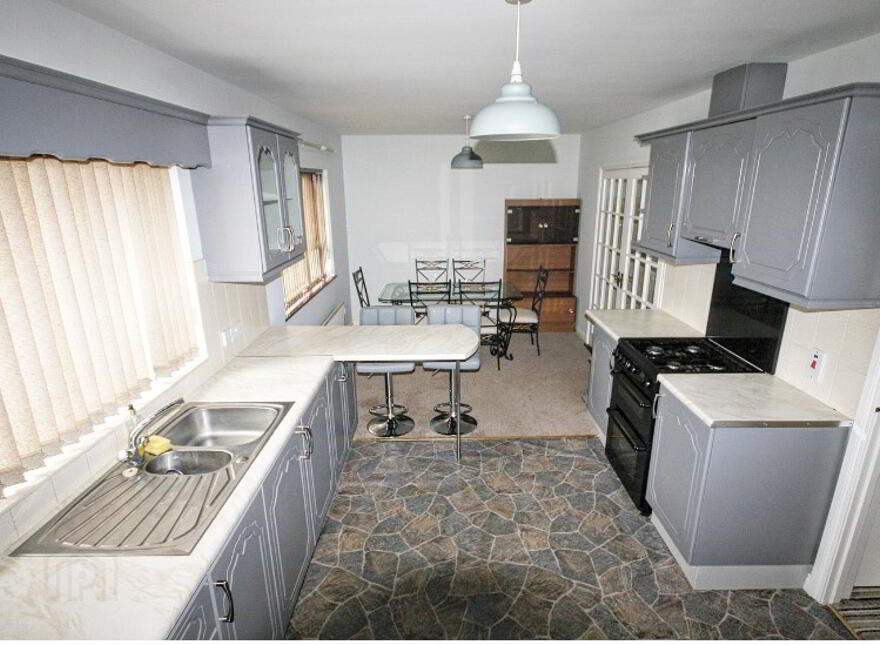 22 Roxborough Heights, Moy, BT71 7TA