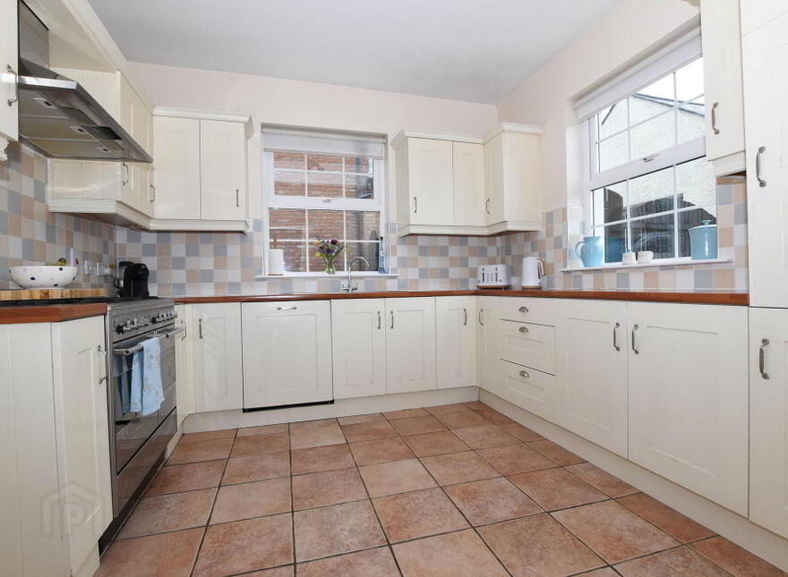 11 The Gallops, Lurganure Road, Lisburn, BT28 2QR