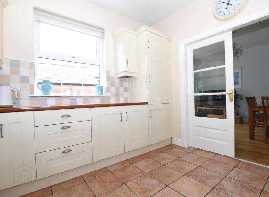 11 The Gallops, Lurganure Road, Lisburn, BT28 2QR