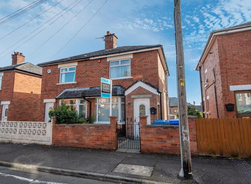 33 Serpentine Parade, Newtownabbey, BT36 7HD photo