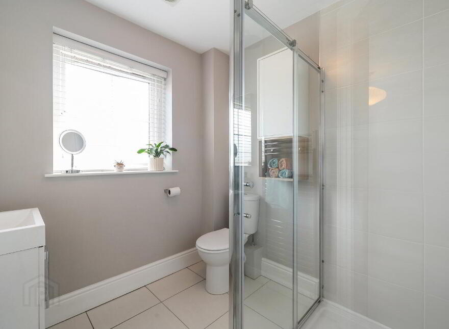 8 Blaris Drive, Lisburn, BT27 5FT