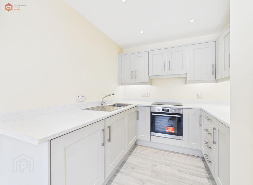 31 Oakland Avenue, Portrush, BT56 8JP