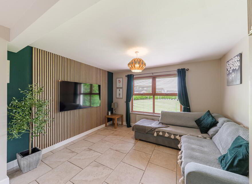 6 Castle Meadow Link, Cloughey, Newtownards, BT22 1RU