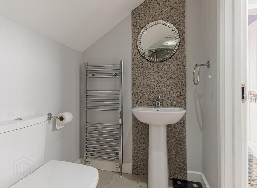 6 Castle Meadow Link, Cloughey, Newtownards, BT22 1RU