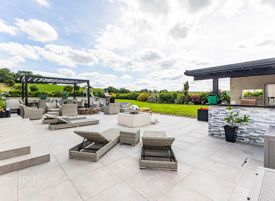 78 Diamond Road, Dromore, BT25 1PJ