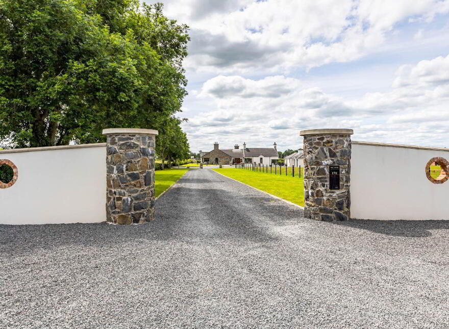78 Diamond Road, Dromore, BT25 1PJ
