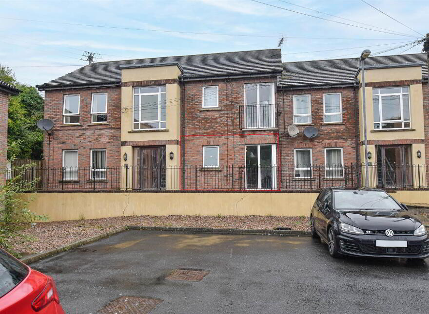 9 Meadowfields Close, Downpatrick, BT30 6GZ photo