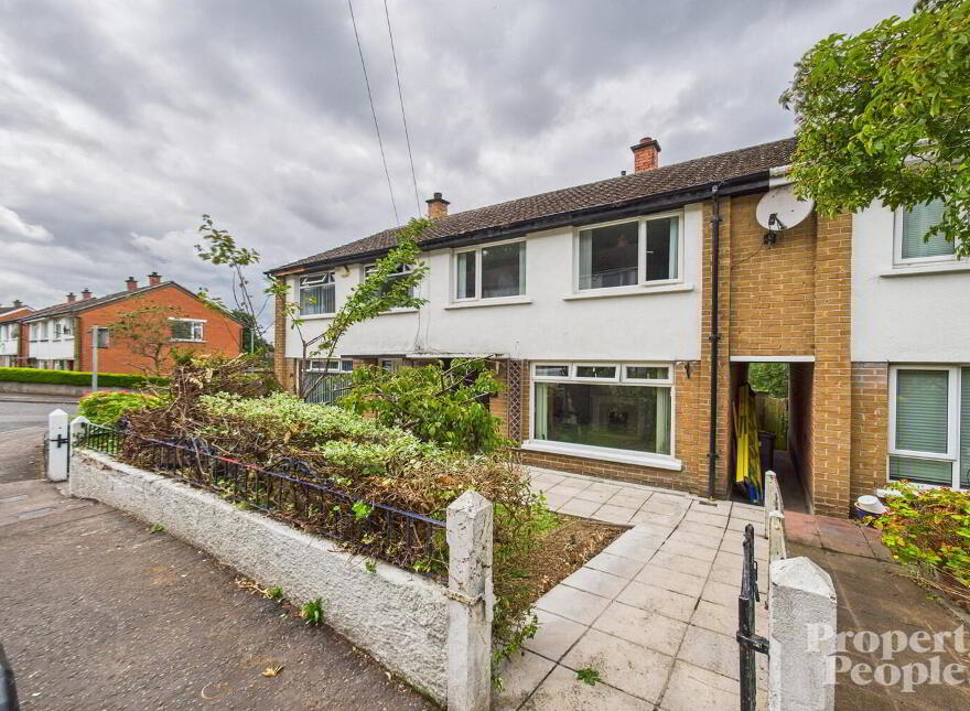 28 Woodbreda Park, Belfast, BT8 7HY