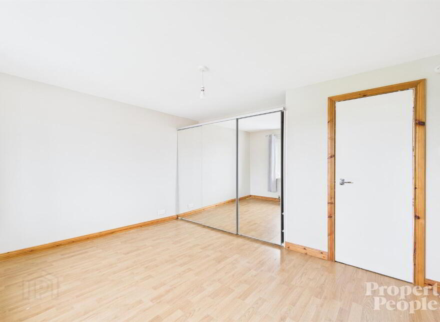 28 Woodbreda Park, Belfast, BT8 7HY