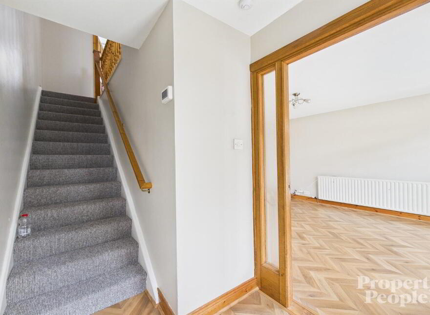 28 Woodbreda Park, Belfast, BT8 7HY