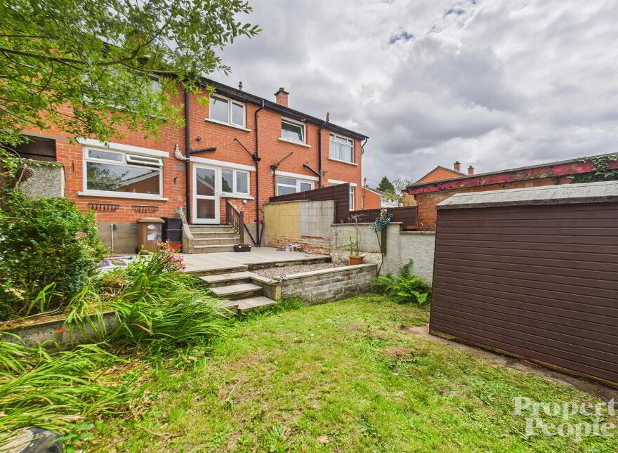 28 Woodbreda Park, Belfast, BT8 7HY