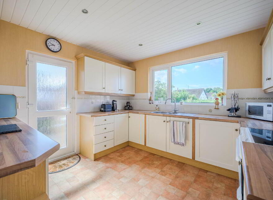 16 Ashford Avenue, Bangor, BT19 6DB