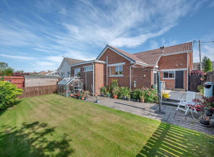 16 Ashford Avenue, Bangor, BT19 6DB