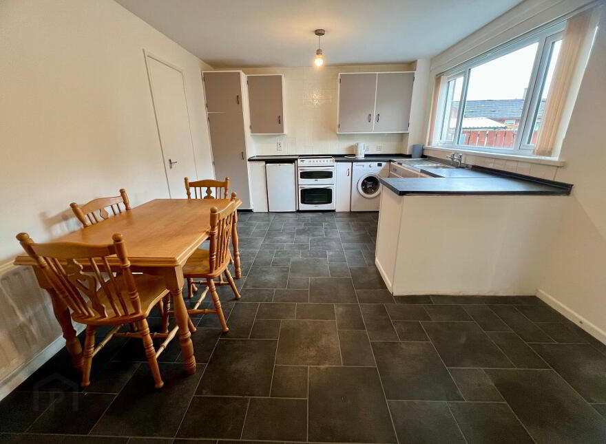 13 Burrenview Court, Newcastle, BT33 0JG