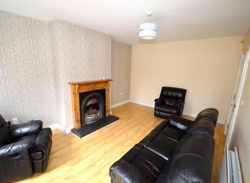 No 7 The Park, Blue Cedars, Ballybofey, F93E7N1