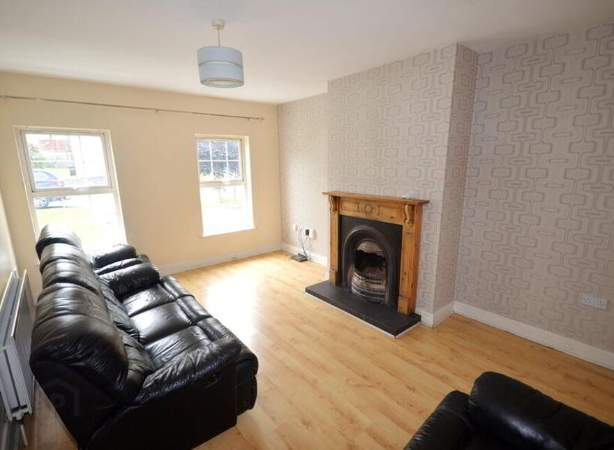 No 7 The Park, Blue Cedars, Ballybofey, F93E7N1