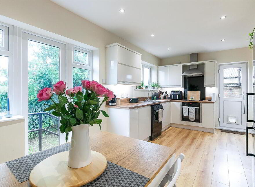2 Ashley Drive, Bangor, BT20 5RH