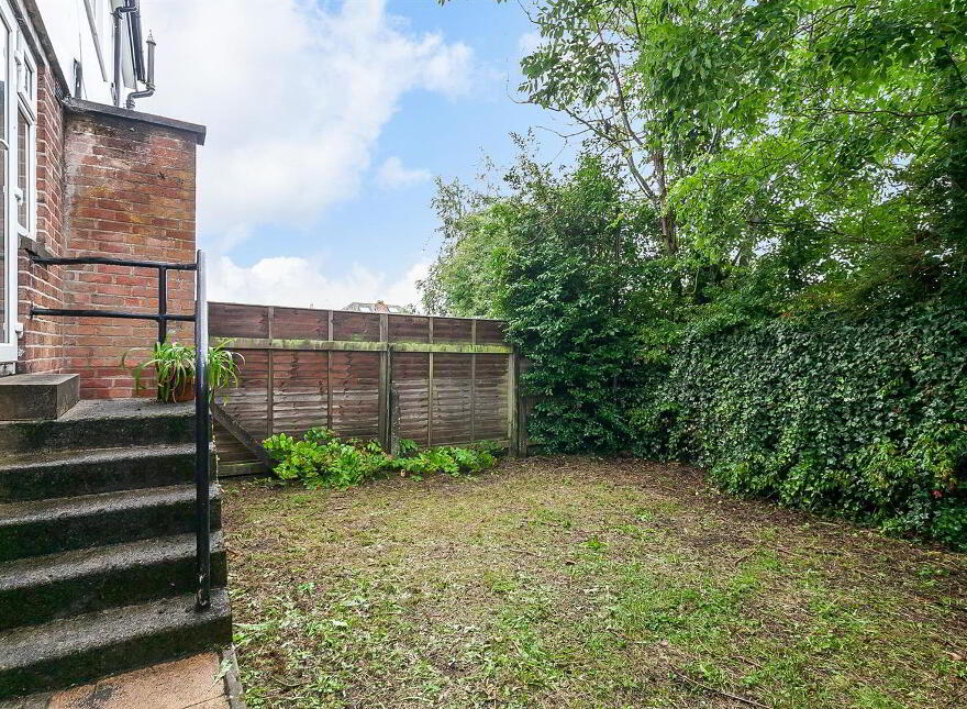 2 Ashley Drive, Bangor, BT20 5RH