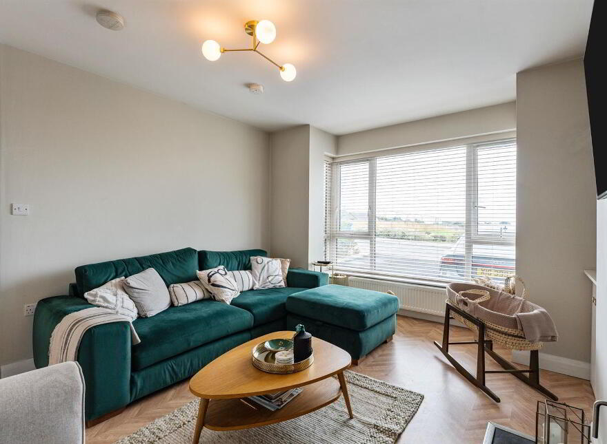 19 Crawfords Farm Grove, Bangor, BT19 1PL