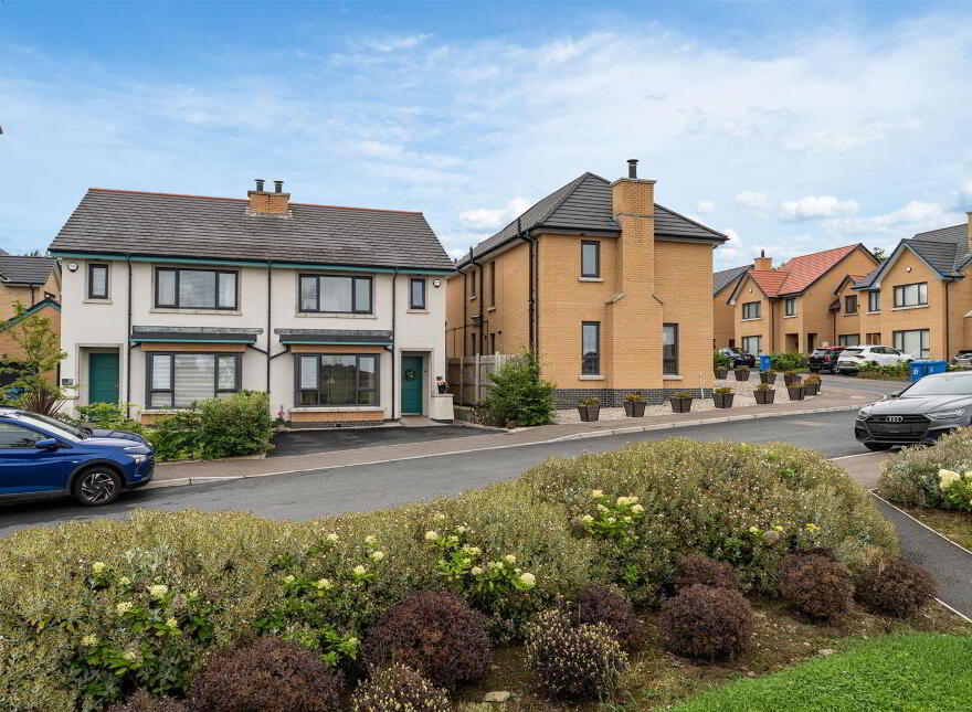 19 Crawfords Farm Grove, Bangor, BT19 1PL