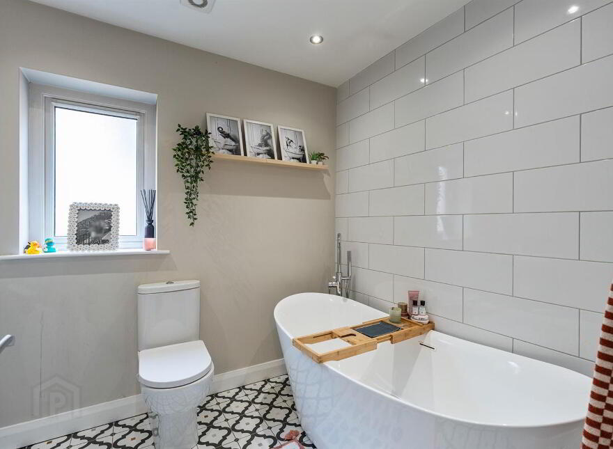 19 Crawfords Farm Grove, Bangor, BT19 1PL