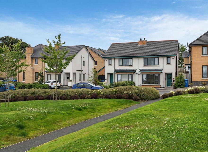 19 Crawfords Farm Grove, Bangor, BT19 1PL