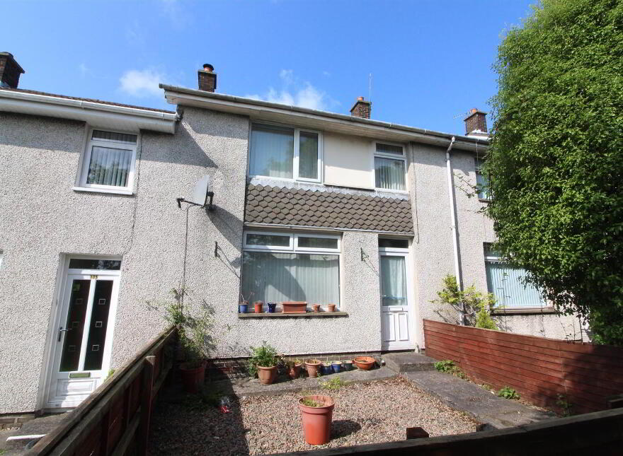107 Castlemara Drive, Carrickfergus, BT38 7RD photo