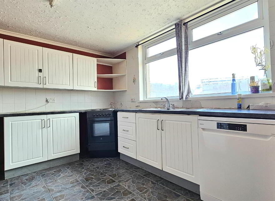 107 Castlemara Drive, Carrickfergus, BT38 7RD